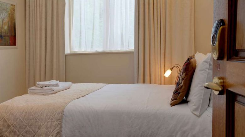 <b>Weston Hall Hotel, Sure Hotel Coll Room</b>. Images powered by <a href="https://iceportal.shijigroup.com/" title="IcePortal" target="_blank">IcePortal</a>.