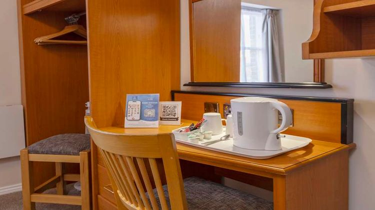 Best Western Corona Room