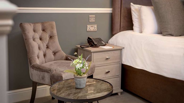 <b>Best Western Plus Kenwick Park Hotel Suite</b>. Images powered by <a href="https://iceportal.shijigroup.com/" title="IcePortal" target="_blank">IcePortal</a>.
