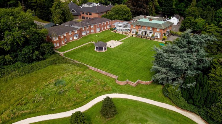 Best Western Plus Kenwick Park Hotel Exterior