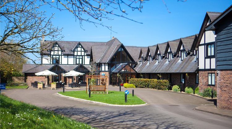 Best Western The Gables Hotel Exterior