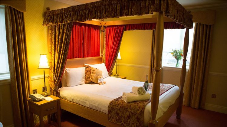 Best Western The Gables Hotel Room