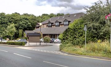 Hotel St Pierre Sure Hotel