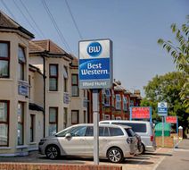 Best Western Ilford Hotel Exterior