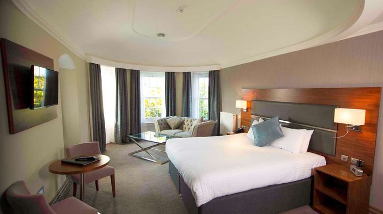 Best Western Chilworth Manor Hotel Suite
