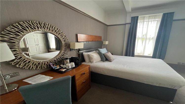 Best Western Chilworth Manor Hotel Room