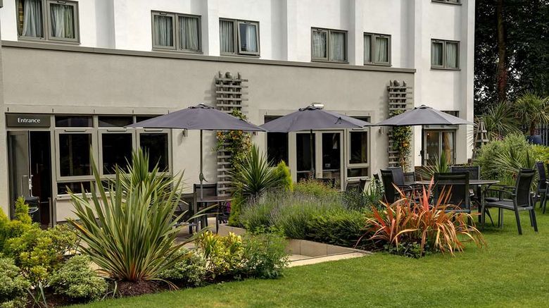 <b>Best Western Plus Pinewood Manchester Exterior</b>. Images powered by <a href="https://iceportal.shijigroup.com/" title="IcePortal" target="_blank">IcePortal</a>.