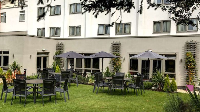 <b>Best Western Plus Pinewood Manchester Exterior</b>. Images powered by <a href="https://iceportal.shijigroup.com/" title="IcePortal" target="_blank">IcePortal</a>.