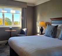 Best Western Windmill Village Hotel Room