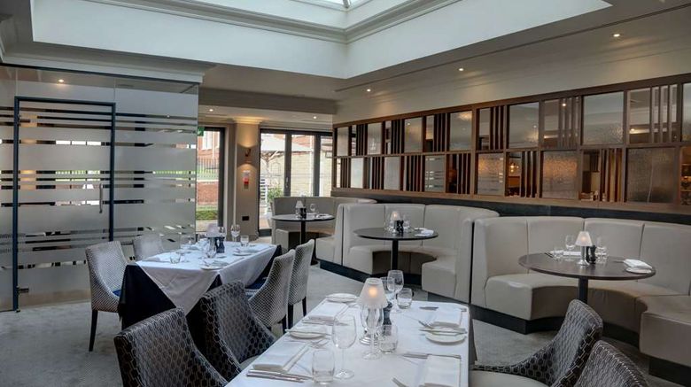 <b>Manor Hotel Solihull, BW Signature Coll Restaurant</b>. Images powered by <a href="https://iceportal.shijigroup.com/" title="IcePortal" target="_blank">IcePortal</a>.