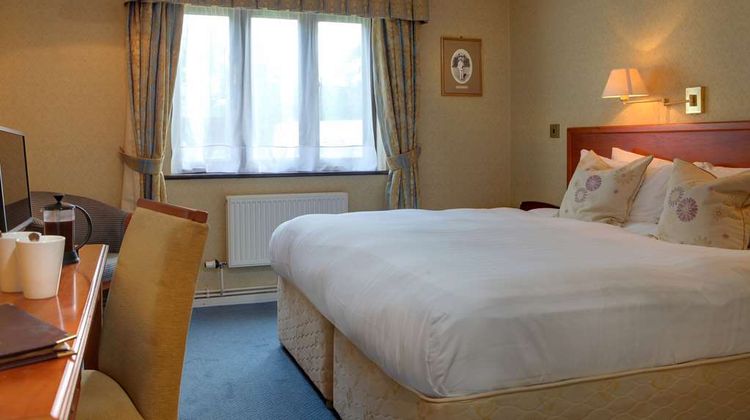 Best Western Plus Grims Dyke Hotel Room