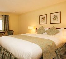Best Western Plus Grims Dyke Hotel Exterior