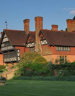 Best Western Plus Grims Dyke Hotel
