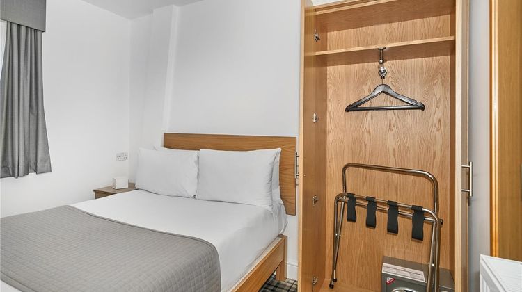 Best Western Greater London Hotel Room
