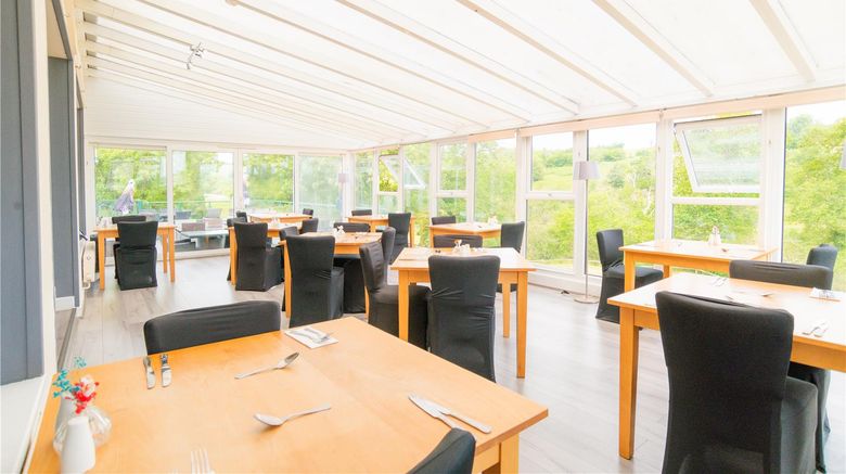 <b>Best Western Dartmouth Hotel Golf & Spa Restaurant</b>. Images powered by <a href="https://iceportal.shijigroup.com/" title="IcePortal" target="_blank">IcePortal</a>.