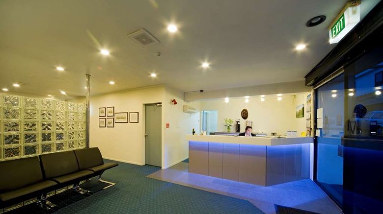 <b>Best Western Ellerslie International Lobby</b>. Images powered by <a href="https://iceportal.shijigroup.com/" title="IcePortal" target="_blank">IcePortal</a>.