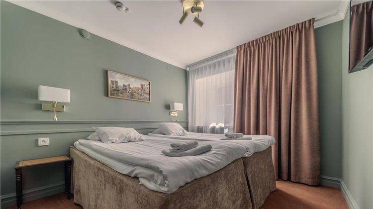 Best Western Strand Hotel Room