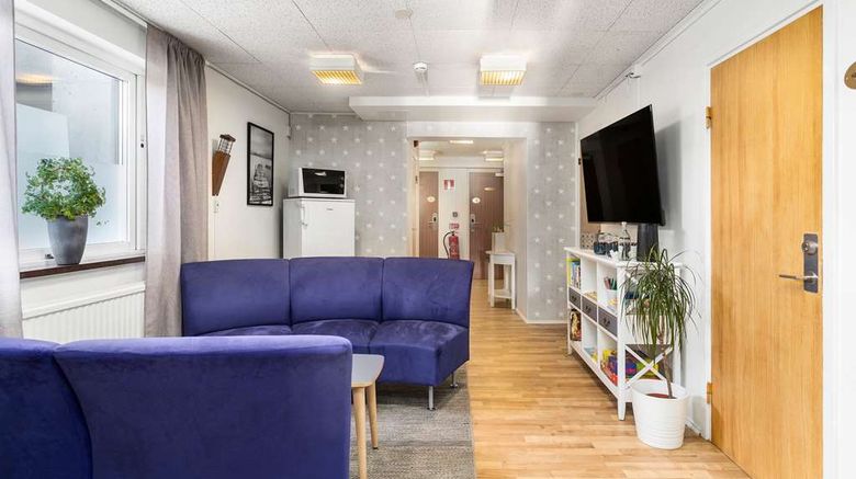 <b>Best Western Sjofartshotellet Restaurant</b>. Images powered by <a href="https://iceportal.shijigroup.com/" title="IcePortal" target="_blank">IcePortal</a>.