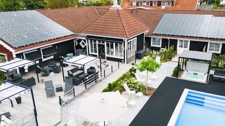 <b>Best Western Hotell Vrigstad Varldshus Pool</b>. Images powered by <a href="https://iceportal.shijigroup.com/" title="IcePortal" target="_blank">IcePortal</a>.
