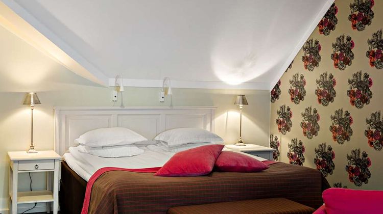 Best Western Plus Edward Hotel Suite