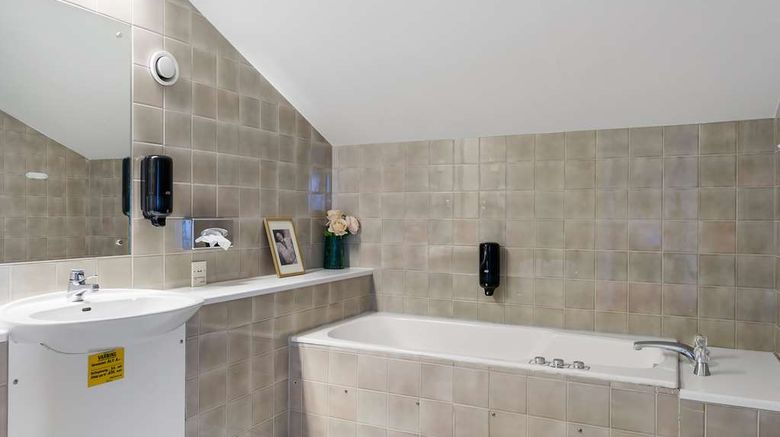 <b>Best Western Malmia Hotel Suite</b>. Images powered by <a href="https://iceportal.shijigroup.com/" title="IcePortal" target="_blank">IcePortal</a>.