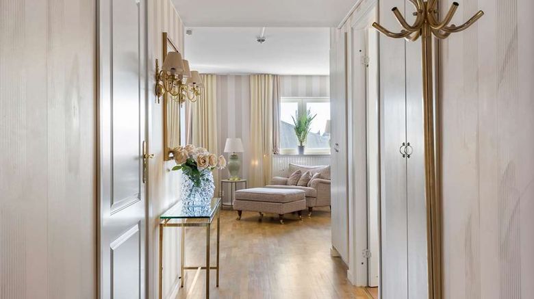 <b>Best Western Malmia Hotel Suite</b>. Images powered by <a href="https://iceportal.shijigroup.com/" title="IcePortal" target="_blank">IcePortal</a>.
