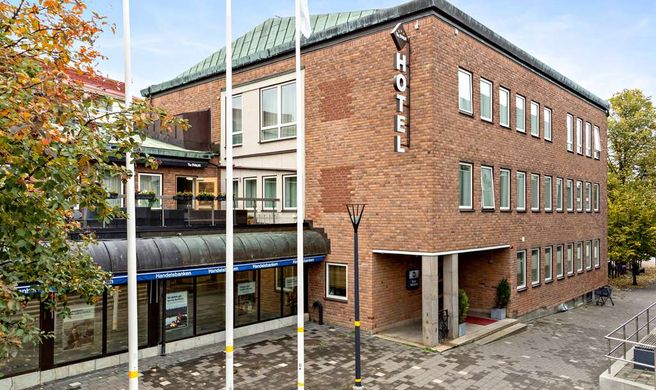 Best Western The Public Hotel Exterior
