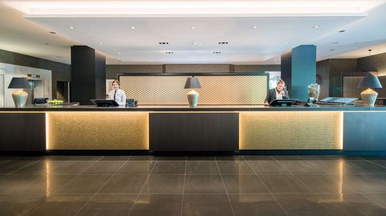 <b>Best Western Premier Central Hotel Leonhard Lobby</b>. Images powered by <a href="https://iceportal.shijigroup.com/" title="IcePortal" target="_blank">IcePortal</a>.