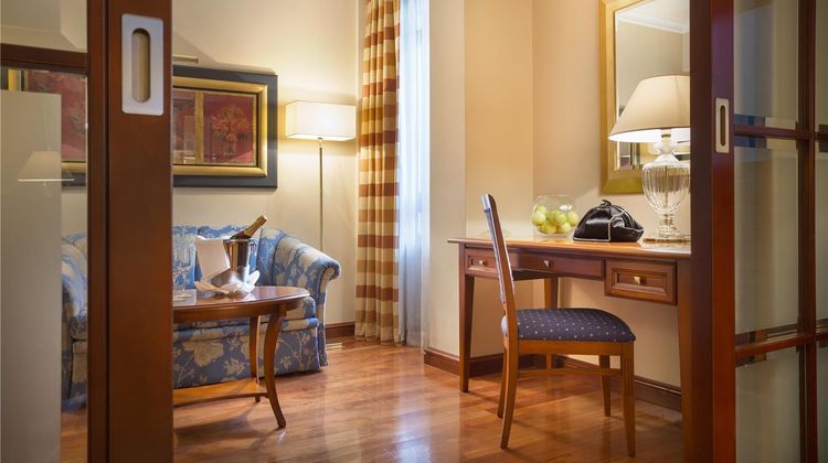 Best Western Premier Hotel Astoria Suite