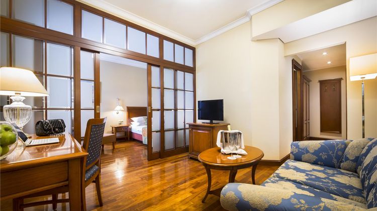 Best Western Premier Hotel Astoria Suite