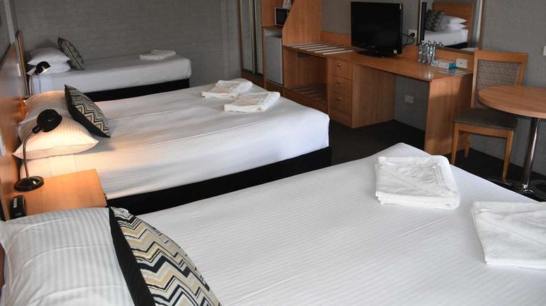 <b>Coachman's Inn Motel Room</b>. Images powered by <a href="https://iceportal.shijigroup.com/" title="IcePortal" target="_blank">IcePortal</a>.