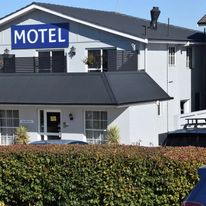 Coachman's Inn Motel