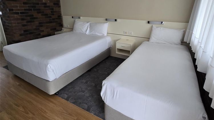 Best Western Parkside Motor Inn Room