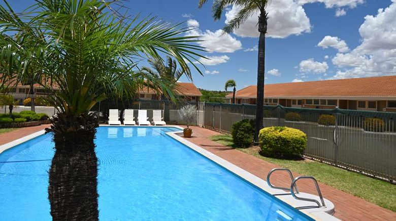 <b>Hospitality Geraldton, SureStay by BW Pool</b>. Images powered by <a href="https://iceportal.shijigroup.com/" title="IcePortal" target="_blank">IcePortal</a>.