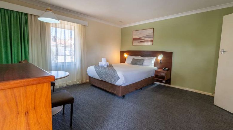 <b>Hospitality Kalgoorlie, SureStay by BW Room</b>. Images powered by <a href="https://iceportal.shijigroup.com/" title="IcePortal" target="_blank">IcePortal</a>.