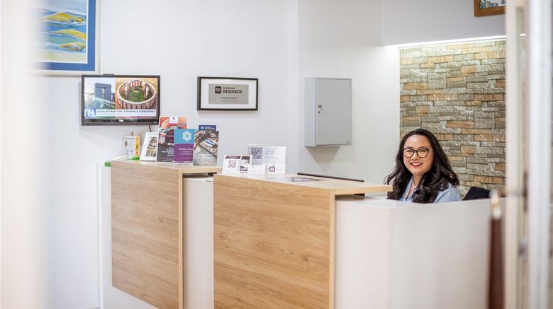 Hospitality Esperance, SureStay by BW Lobby. Images powered by <a href="https://iceportal.shijigroup.com" target="_blank" rel="noopener">Ice Portal</a>.