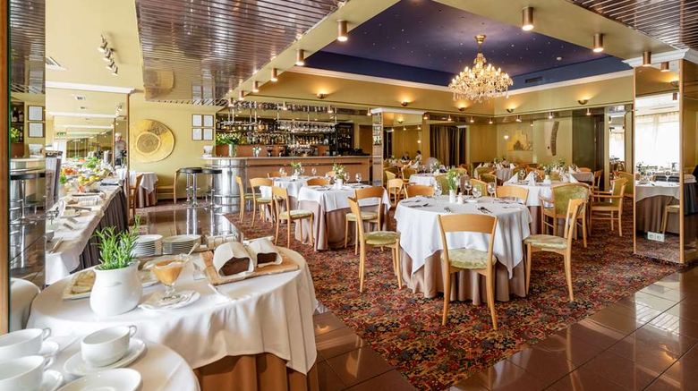 <b>Best Western Vilnius Restaurant</b>. Images powered by <a href="https://iceportal.shijigroup.com/" title="IcePortal" target="_blank">IcePortal</a>.