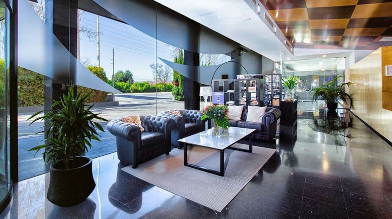 <b>Best Western Plus Hotel Alfa Aeropuerto Lobby</b>. Images powered by <a href="https://iceportal.shijigroup.com/" title="IcePortal" target="_blank">IcePortal</a>.