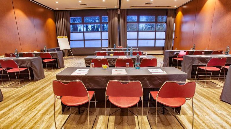 <b>Best Western Plus Hotel Alfa Aeropuerto Meeting</b>. Images powered by <a href="https://iceportal.shijigroup.com/" title="IcePortal" target="_blank">IcePortal</a>.