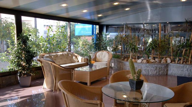 <b>Best Western Hotel Mediterraneo Lobby</b>. Images powered by <a href="https://iceportal.shijigroup.com/" title="IcePortal" target="_blank">IcePortal</a>.