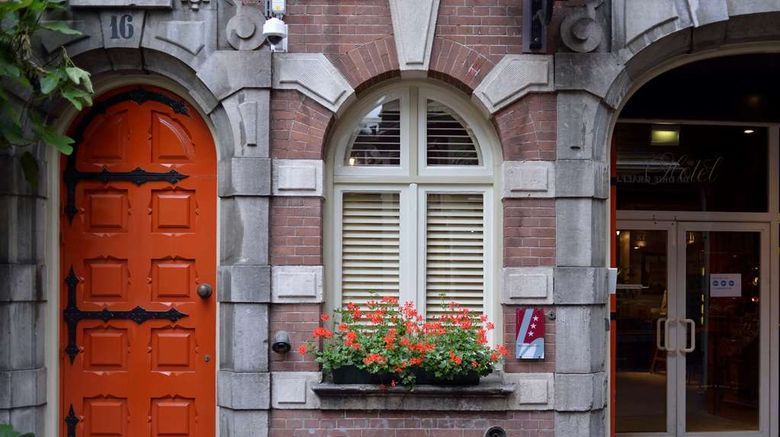 <b>Best Western Dam Square Inn Exterior</b>. Images powered by <a href="https://iceportal.shijigroup.com/" title="IcePortal" target="_blank">IcePortal</a>.