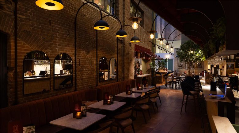 <b>City Hotel Gouda Restaurant</b>. Images powered by <a href="https://iceportal.shijigroup.com/" title="IcePortal" target="_blank">IcePortal</a>.