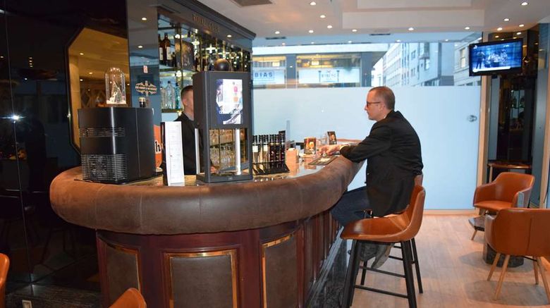 <b>Best Western Hotel Royal Centre Restaurant</b>. Images powered by <a href="https://iceportal.shijigroup.com/" title="IcePortal" target="_blank">IcePortal</a>.