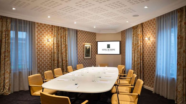 <b>Best Western Plus De Dieppe Meeting</b>. Images powered by <a href="https://iceportal.shijigroup.com/" title="IcePortal" target="_blank">IcePortal</a>.