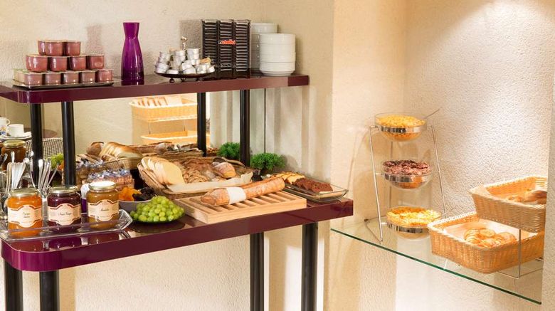 <b>Best Western Anjou Lafayette Opera Restaurant</b>. Images powered by <a href="https://iceportal.shijigroup.com/" title="IcePortal" target="_blank">IcePortal</a>.