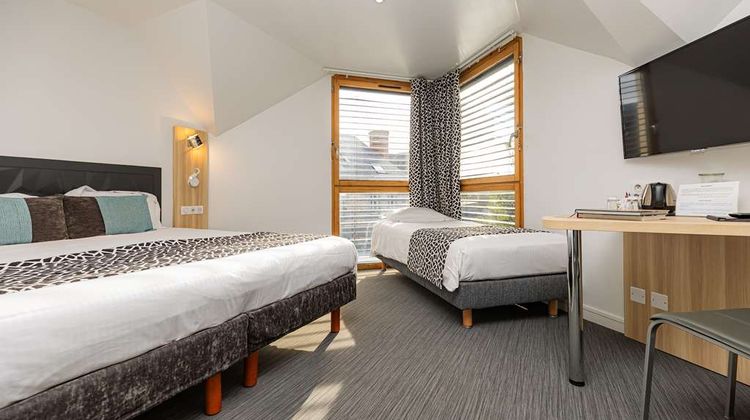 Best Western le Moulin de Ducey Room