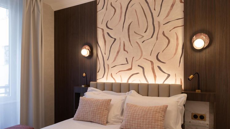 Best Western Au Trocadero Room