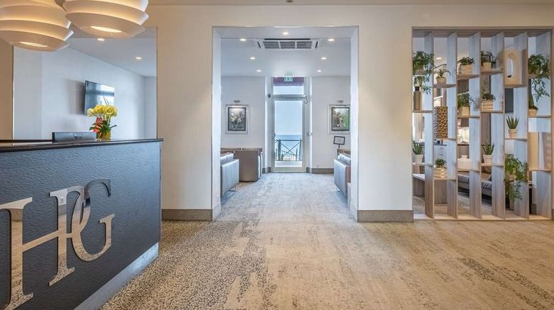 <b>Best Western Plus Prince De Galles Lobby</b>. Images powered by <a href="https://iceportal.shijigroup.com/" title="IcePortal" target="_blank">IcePortal</a>.