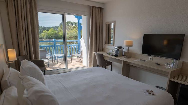 Best Western Plus Le Roof Suite