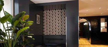 Hotel Le Petit Chomel Lobby
